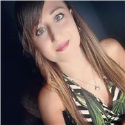 Laureanda magistrale in Scienze filosofiche presso Unimc, impartisco lezioni di filosofia, psicologia, storia, italiano e latino. Madrelingua italiana